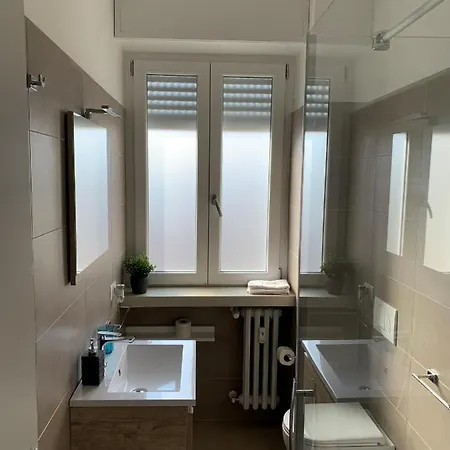 Bright Place Navigli شقة